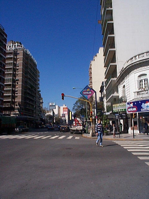 cabildo1.jpg (71005 bytes)
