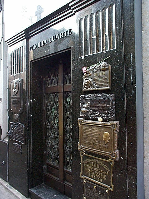 evaduharte2.jpg (97153 bytes)